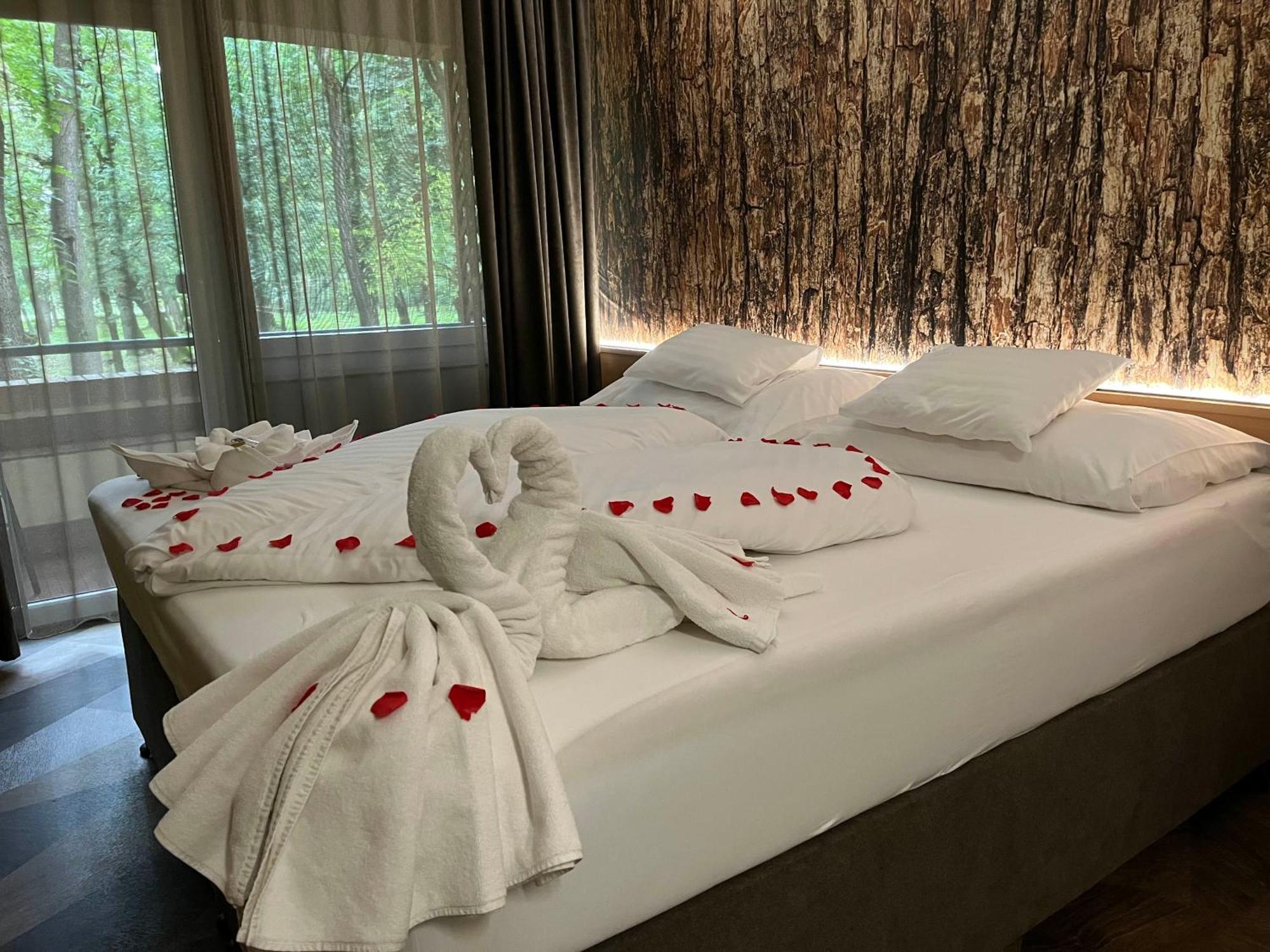 Park Hotel Sosto Ньиредьхаза Экстерьер фото